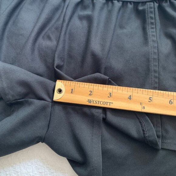 Under Armour black pull on elastic waist unlined athletic soccer workout shorts - Picture 8 of 8